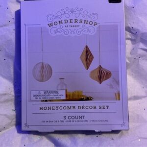 Wondershop Honeycomb Décor Set NEW